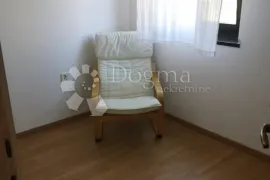 Dvosoban stan odmah useljiv na Rešetraima!, Kastav, Apartamento