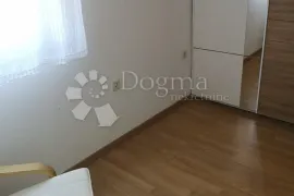 Dvosoban stan odmah useljiv na Rešetraima!, Kastav, Apartamento