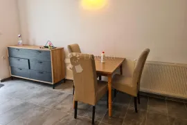 Volosko, stan u vili na mirnoj lokaciji, Opatija, Apartamento