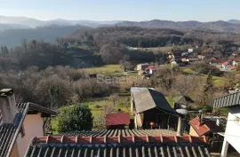 Šarmantna kućica na Vrhovčaku, Samobor, Kuća