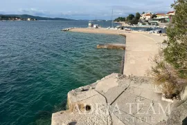 STANOVI, PRVI RED DO MORA - BRODARICA, ŠIBENIK, Šibenik, Stan