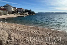 STANOVI, PRVI RED DO MORA - BRODARICA, ŠIBENIK, Šibenik, Flat