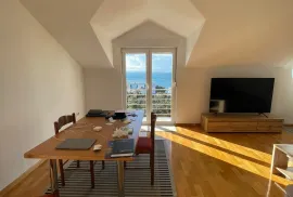 KUĆA S 10 APARTMANA, POGLED NA MORE - PETRČANE, Zadar - Okolica, Casa