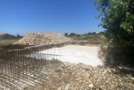 KUĆA S BAZENOM, MIRNA I TIHA POZICIJA, VRSI - ZADAR, Nin, Casa