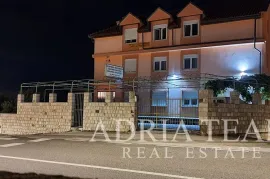 HOTEL S POGLEDOM NA MORE - GRADAC, MAKARSKA RIVIJERA, Gradac, Propiedad comercial