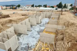 NOVO NA TRŽIŠTU!!! ZGRADA 2 - LUKSUZNI STANOVI S OTVORENIM POGLEDOM NA MORE! MAKARSKA, Makarska, Apartamento