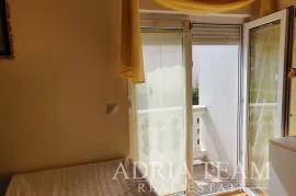 APARTMANSKA KUĆA S 8 STAMBENIH JEDINICA - DIKLO, ZADAR, Zadar, Haus