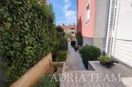 APARTMANSKA KUĆA S 8 STAMBENIH JEDINICA - DIKLO, ZADAR, Zadar, Kuća