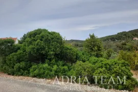 GRAĐEVINSKO ZEMLJIŠTE NA IZVRSNOJ LOKACIJI, SAMO 70 m OD MORA - BRBINJ, DUGI OTOK, Sali, Land