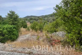 GRAĐEVINSKO ZEMLJIŠTE NA IZVRSNOJ LOKACIJI, SAMO 70 m OD MORA - BRBINJ, DUGI OTOK, Sali, Land