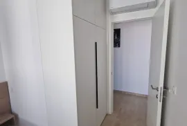 PRILIKA!!! APARTMAN NA 2. KATU STAMBENE ZGRADE, POGLED NA MORE - DIKLO, ZADAR, Zadar, Flat