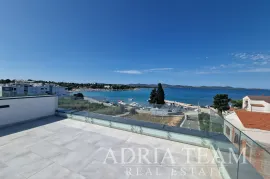 PRILIKA!!! APARTMAN NA 2. KATU STAMBENE ZGRADE, POGLED NA MORE - DIKLO, ZADAR, Zadar, Flat