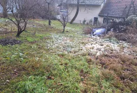 Građevinsko zamljište - idealno za obiteljsku kuću, Zagreb, Land