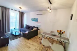 Crikvenica, stambena jedinica s 4 stana, 160 m2, Crikvenica, Kuća