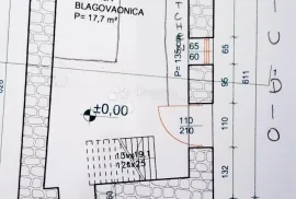 BAŠKA-RENOVIRANA KAMENA KUĆA SA 2 APARTMANA, Baška, Famiglia