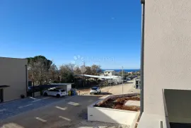 D-Stan s krovnom terasom,pogledom more, u blizini plaže i centra, Poreč, Apartamento