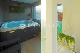 Izvrsna investicija u seoski turizam: Prodaja 4 moderno uređena apartmana u Kopačevu, Bilje, House