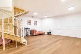 Zagreb, Maksimir, adaptiran dvoetažni ulični poslovni prostor / lokal 70 m2, Zagreb, Gewerbeimmobilie