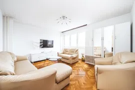 Zagreb, Peščenica, moderan dvosoban stan 56,44 m2, loggia, Zagreb, Apartamento