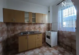 KUĆA - BAKINCI - 211 m2 (Opština Laktaši), Laktaši, Famiglia