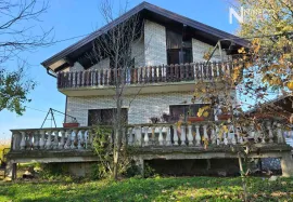 KUĆA - BAKINCI - 211 m2 (Opština Laktaši), Laktaši, Famiglia