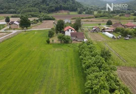 KUĆA - BAKINCI - 211 m2 (Opština Laktaši), Laktaši, Famiglia