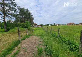 VIKENDICA I ZEMLJIŠTE - LAKTAŠI - 5.061 m2, Laktaši, Famiglia