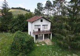 VIKENDICA I ZEMLJIŠTE - LAKTAŠI - 5.061 m2, Laktaši, Famiglia