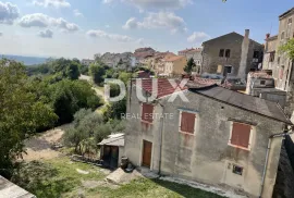 ISTRA, BUJE - Kuća na jedinstvenoj lokaciji s panoramskim pogledima, Buje, Famiglia