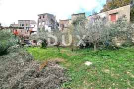 ISTRA, BUJE - Kuća na jedinstvenoj lokaciji s panoramskim pogledima, Buje, Famiglia