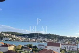 Izvrsna prilika, dvosoban stan u Trogiru!!!, Trogir, Apartamento