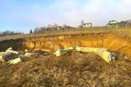 GRAĐEVINSKO ZEMLJIŠTE- GORNJA VOĆA, Donja Voća, Земля