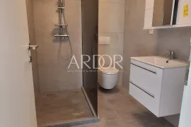 Srdoči, novogradnja od 55 m² sa terasom, Rijeka, Kвартира