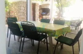 Otok Krk, Omišalj, Samostojeća jednokatnica s okućnicom, prodaja, Omišalj, House