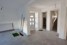 Malinska, šira okolica, Novoizgrađena samostojeća kuća 170 m2 sa prekrasnim pogledom na more, prodaja, Malinska-Dubašnica, House