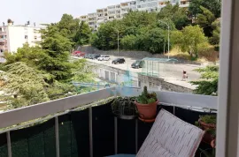 Rijeka, Gornja Vežica, Stan 51m2 sa balkonom i pogledom na more i grad, samo kod nas, prodaja, Rijeka, Appartement