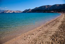 Baška, okolica, dvojna kuća sa bazenom i pogledom na more,prodaja, Baška, Σπίτι