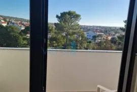 Malinska, centar, trosoban stan 88 m2, pogled, prodaja, Malinska-Dubašnica, Appartment