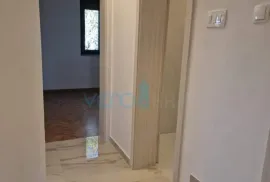 Malinska, centar, trosoban stan 88 m2, pogled, prodaja, Malinska-Dubašnica, Apartamento