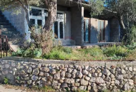 Otok Rab, Banjol, samostojeća kuća 119 m2 s okućnicom, Rab, House