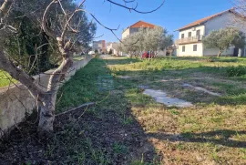 PRODAJA kuća sa zemljištem 1838 m2, Sukošan, 180 m od mora, Sukošan, House