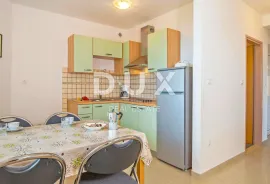 ISTRA, RABAC - Apartmanska kuća s pogledom na more, Labin, Famiglia