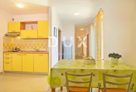 ISTRA, RABAC - Apartmanska kuća s pogledom na more, Labin, Famiglia