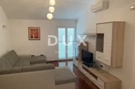 ZADAR, BIOGRAD NA MORU - trosobni stan u blizini plaže, Biograd Na Moru, Appartement