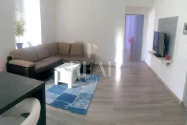 Veruda dva stana 50m2 i 35m2 !, Pula, Apartamento