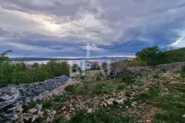 Zemljište 838 m2 sa građevinskom dozvolom, Crikvenica, Land