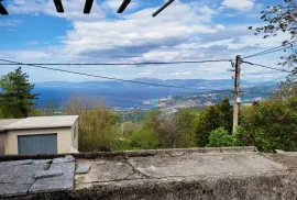 Hreljin - kuća sa prekrasnim pogledom + građevinski teren 876 m2, prodaja, Bakar, Casa