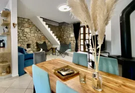 Dobrinj, okolica, Renovirana kamena kuća sa bazenom, prodaja, Dobrinj, House