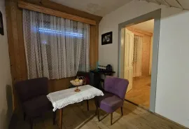 Tršće, okolica, Čabar, goranska kuća 120 m2 sa sjenikom, prodaja, Čabar, Casa