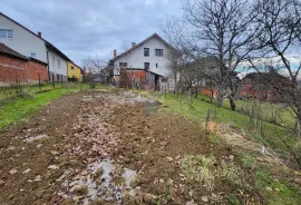 Novska, obiteljska kuća, garaža, pomoćna zgrada, vrt, Novska, Ev